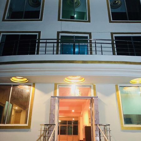 Twinkle Hotels Gaya Ngoại thất bức ảnh